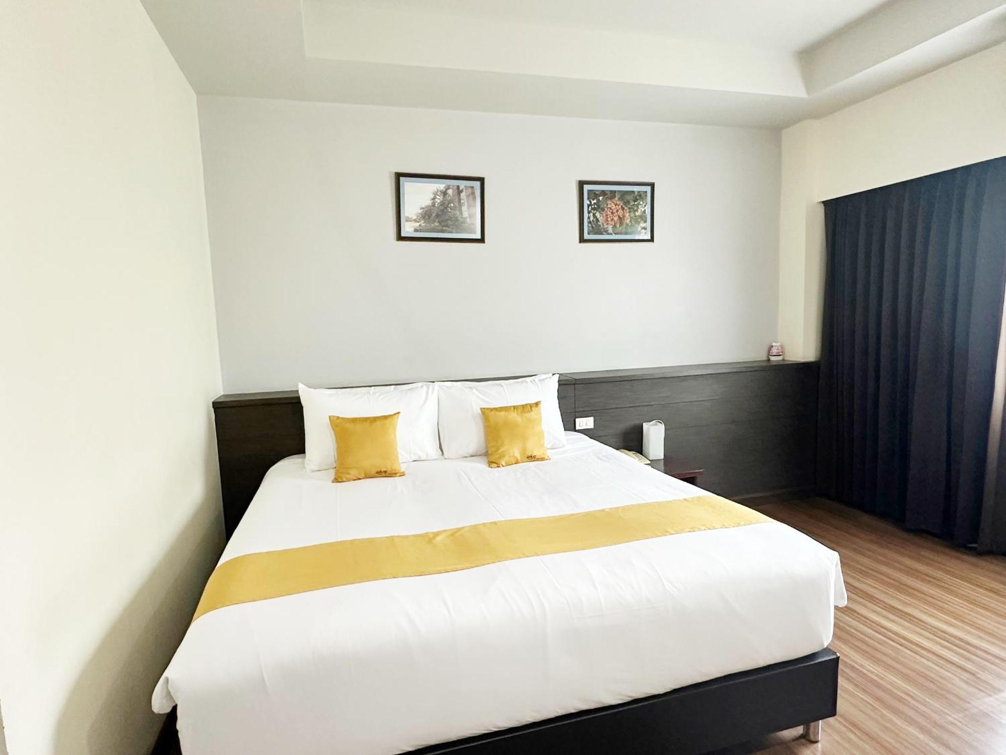 Akelada Hotel Nang Rong Exteriér fotografie